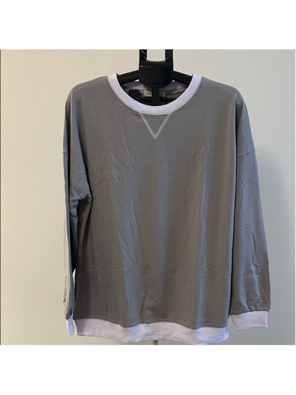 Women's Gray Crew Neck Sweater